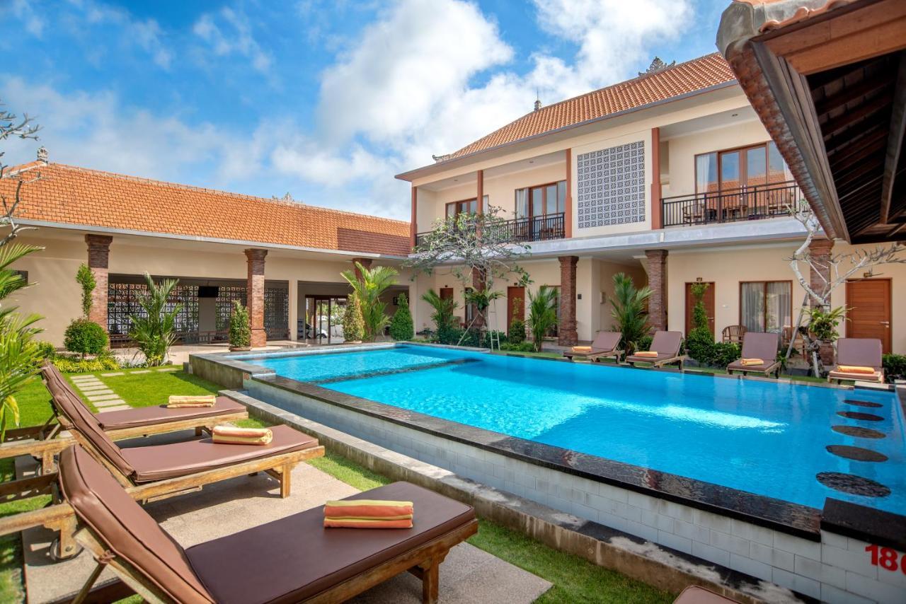 Tom'S Inn Pecatu Uluwatu Exteriör bild