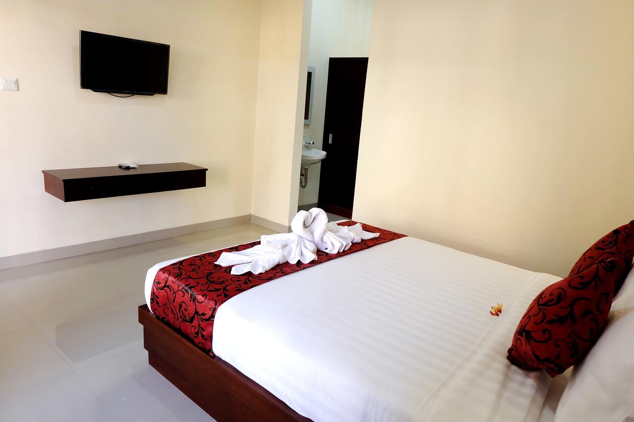 Tom'S Inn Pecatu Uluwatu Exteriör bild